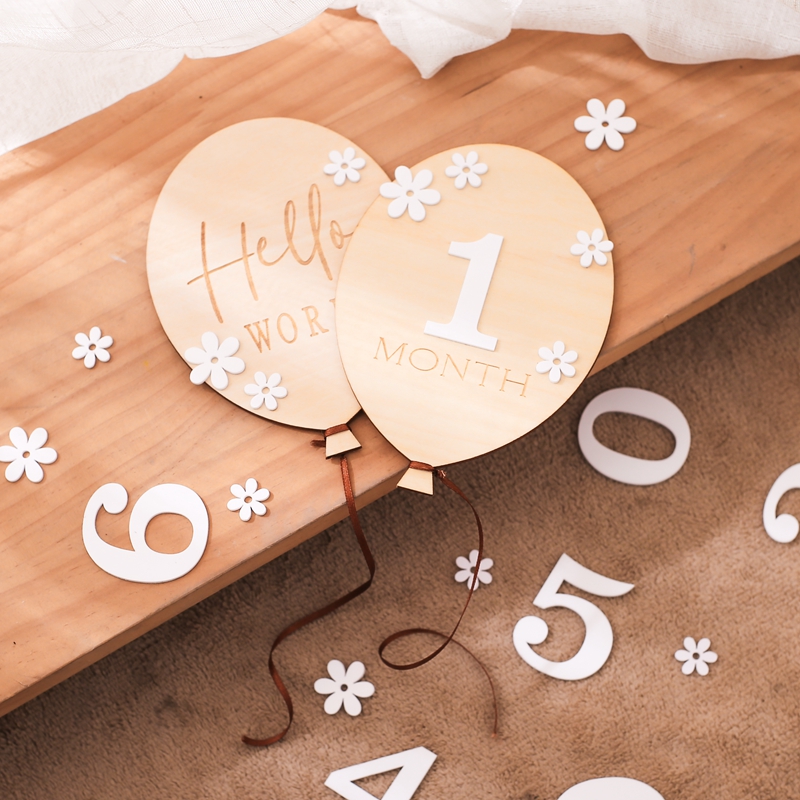 2 stuks baby houten ballon mij - Milestone Card Set recensie en prijs